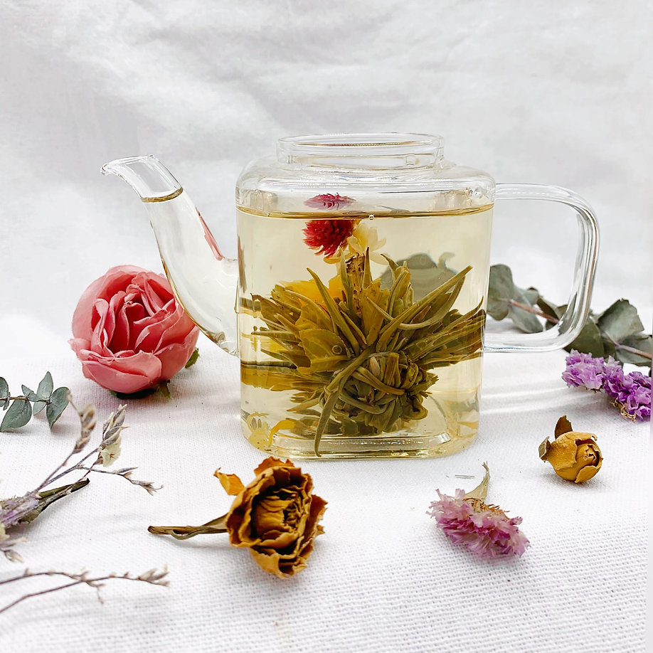 https://petaletea.com/Beth%27s%20Afternoon%20tea.jpg?utm_source=chatgpt.com